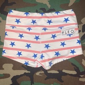 FLEO stars stripes US flag white XS original 🇺🇸